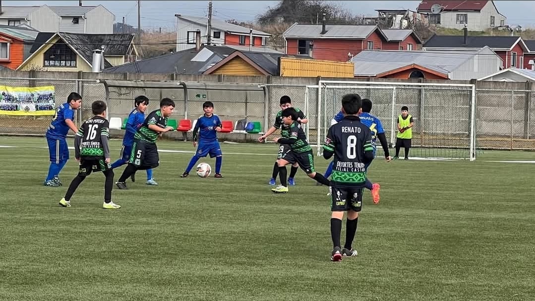 Disputa del balón y ocupación de espacios